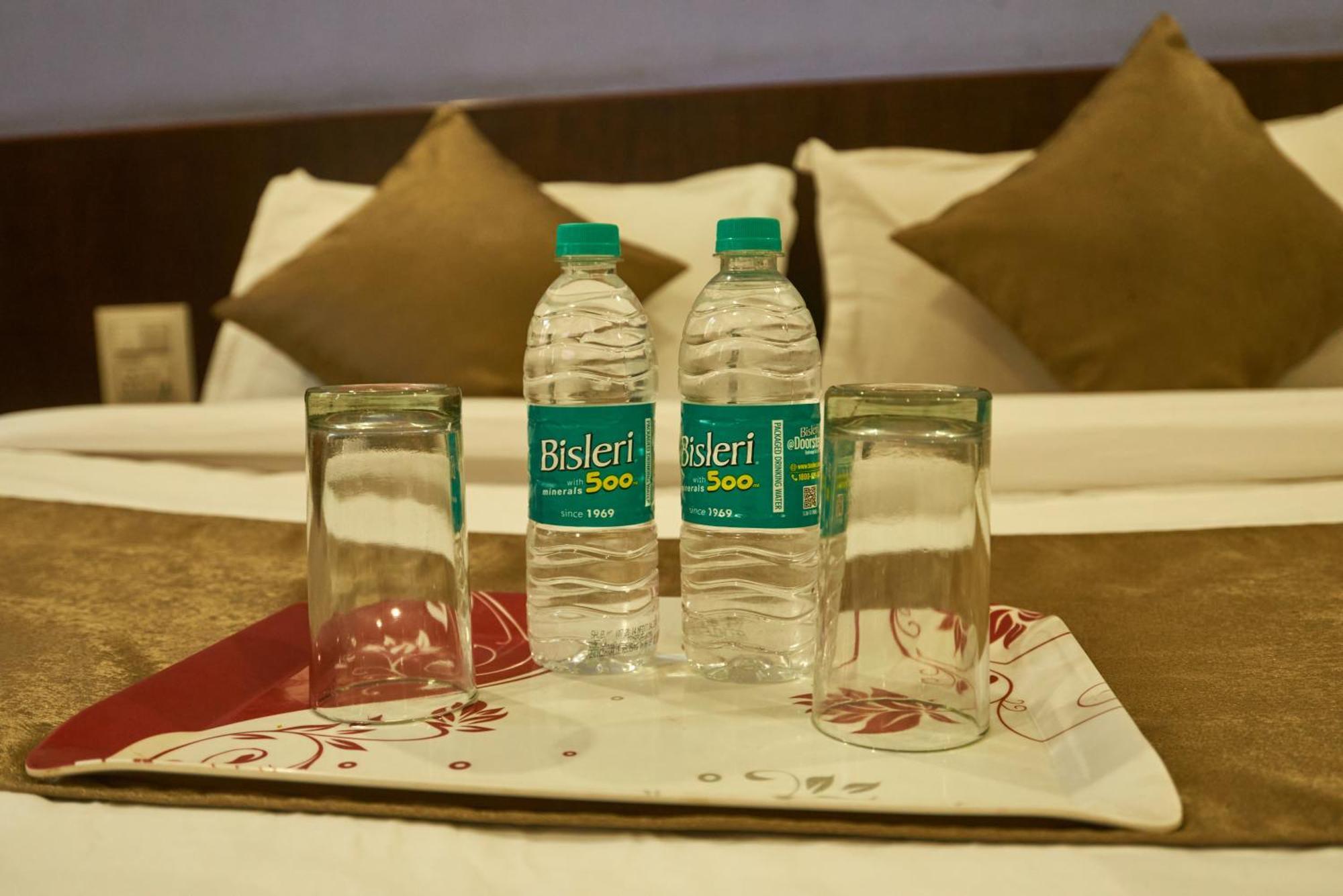 Hotel Pride Inn Ширді Екстер'єр фото