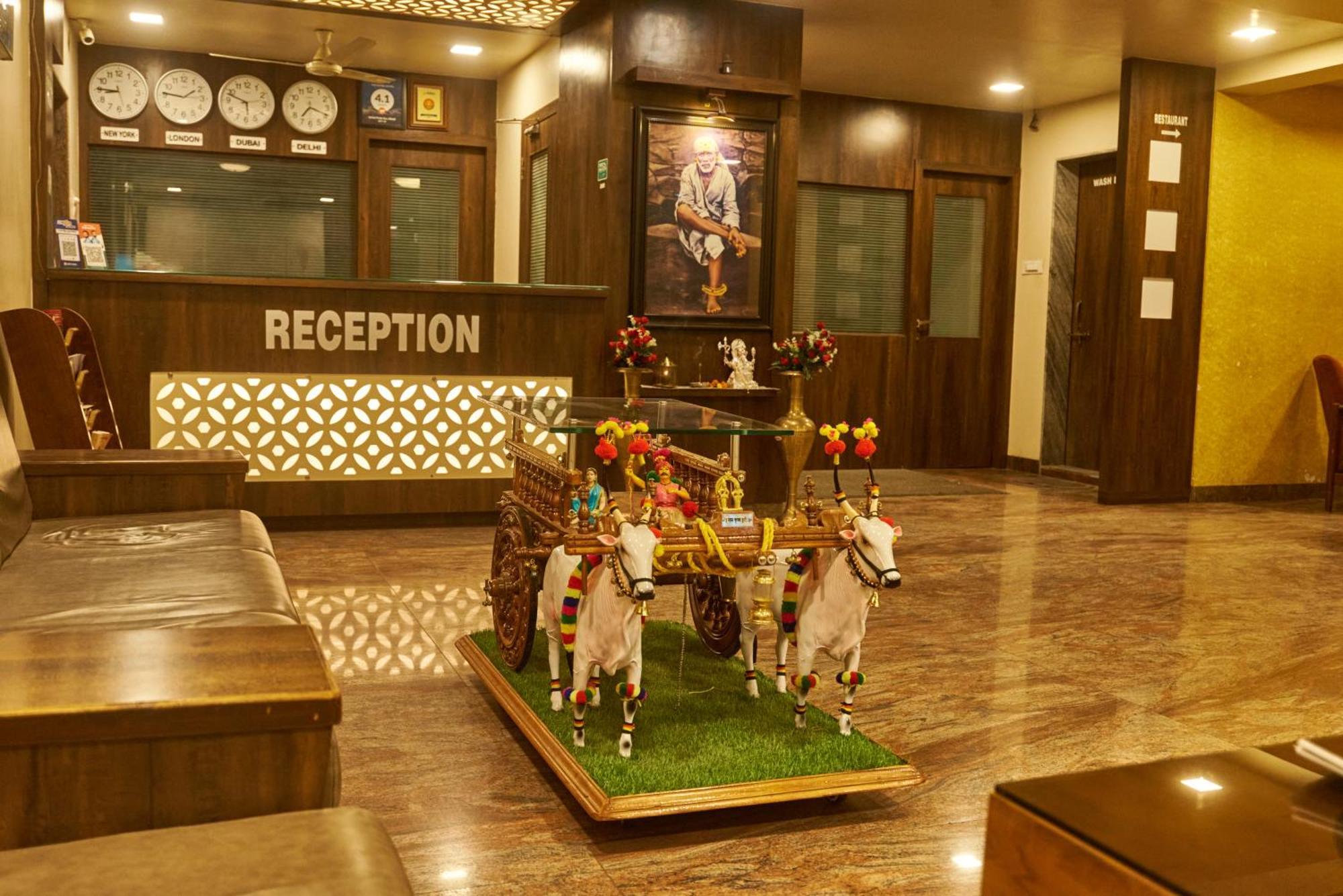 Hotel Pride Inn Ширді Екстер'єр фото