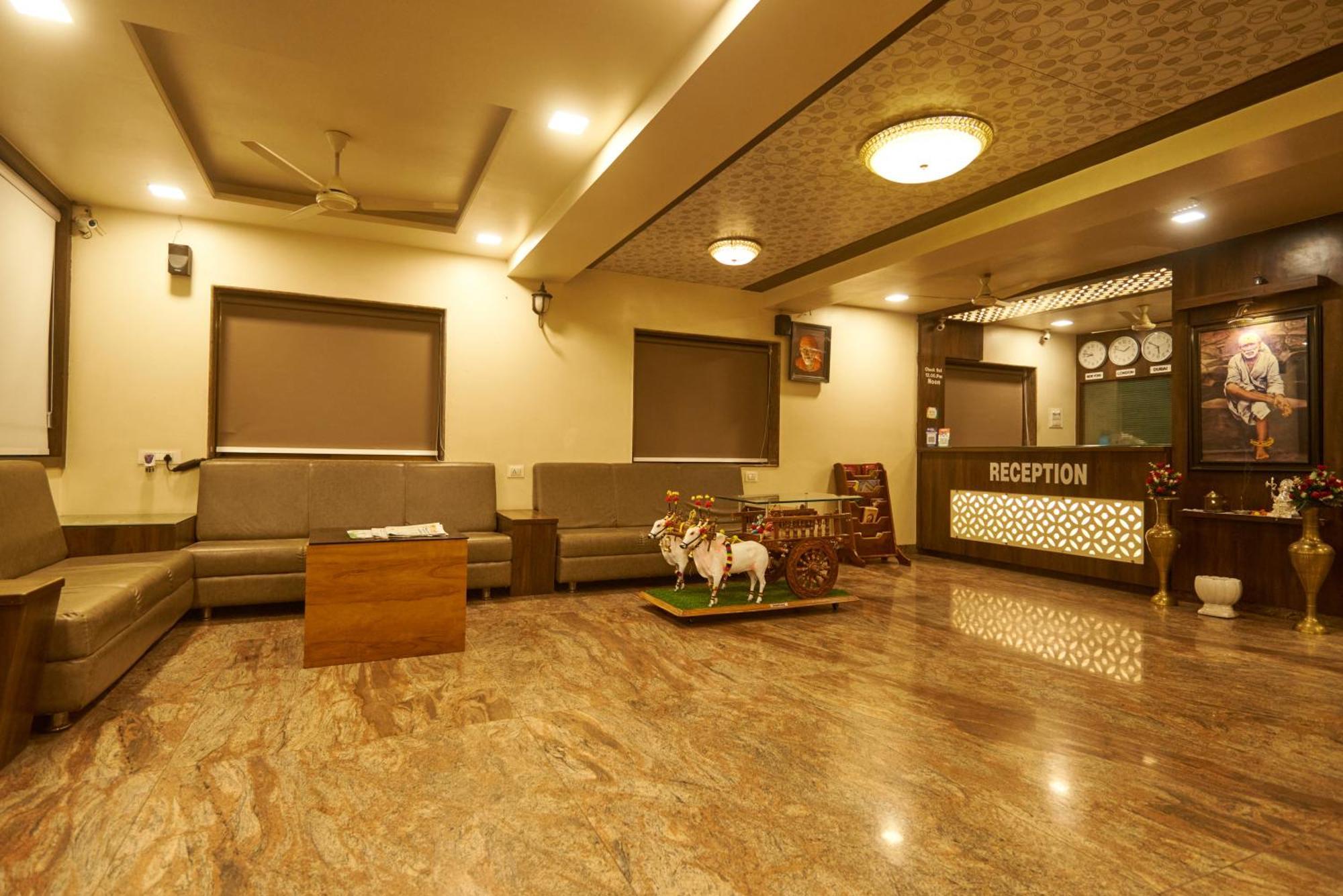 Hotel Pride Inn Ширді Екстер'єр фото