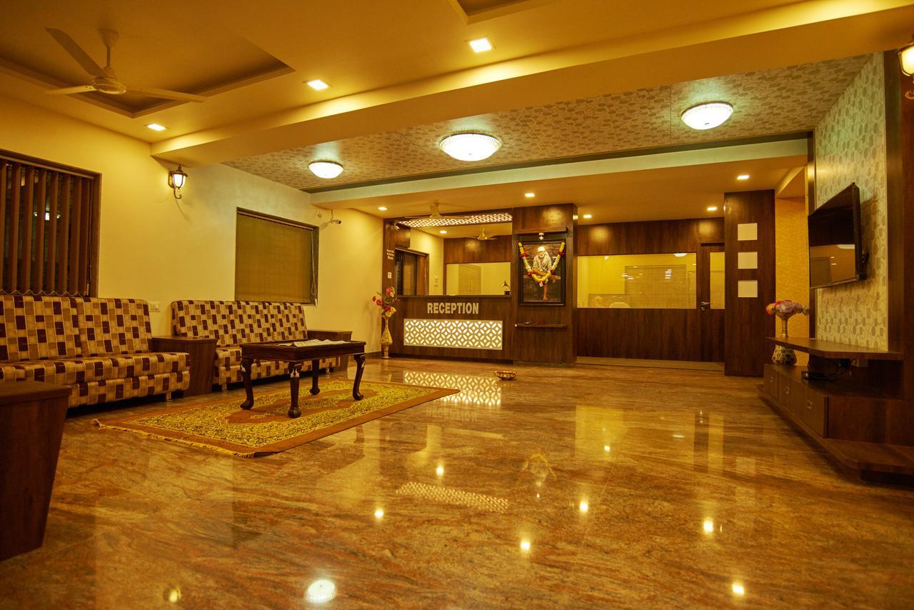 Hotel Pride Inn Ширді Екстер'єр фото